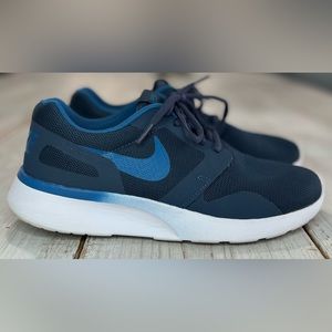 Nike Roche Running Shoes